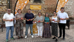Vega del Henares impulsa el reciclaje de aceite de cocina con una nueva campaña de sensibilización y reparto de embudos