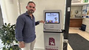 Ya está en funcionamiento el primer quiosco digital para la recarga de tarjetas de autobús de Guadalajara 2 Ya está en funcionamiento el primer quiosco digital para la recarga de tarjetas de autobús de Guadalajara