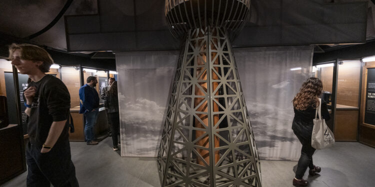 Expo Tesla Fundacion La Caixa en Azuqueca