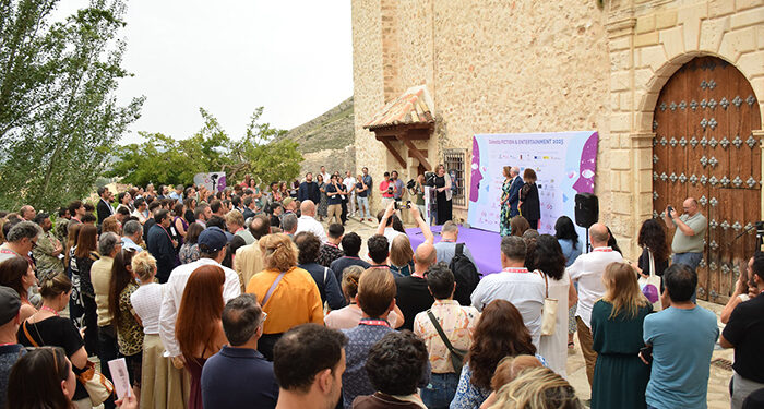 ‘Piedra, papel o tijera’ y ‘La Celestina’, producciones ganadoras de la III edición del Concurso de Largometrajes y Series de Castilla-La Mancha 1 ‘Piedra, papel o tijera’ y ‘La Celestina’, producciones ganadoras de la III edición del Concurso de Largometrajes y Series de Castilla-La Mancha