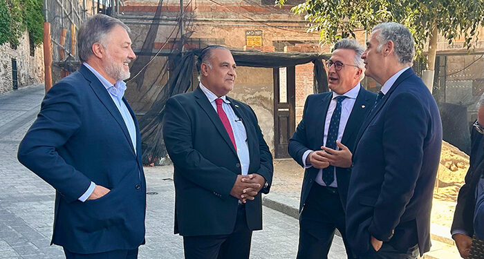 Dolz incide en que el parque de Toroverde “va a revolucionar la economía de la ciudad de Cuenca y del entorno de su ubicación” 1 Dolz incide en que el parque de Toroverde “va a revolucionar la economía de la ciudad de Cuenca y del entorno de su ubicación”