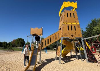 El Ayuntamiento de Cuenca ha invertido más de 100.000 euros en el Parque de los Príncipes para las nuevas zona infantil, área canina y pista multideporte