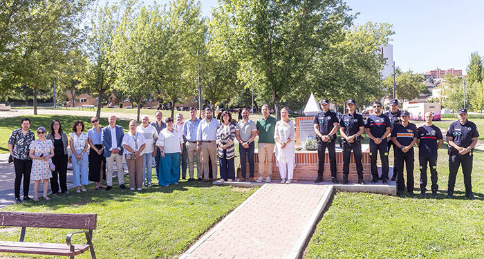 El Ayuntamiento de Guadalajara rinde homenaje a las víctimas de la COVID-19 y colectivos esenciales en el quinto aniversario del monumento conmemorativo