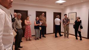 El Colegio Oficial de Médicos de Cuenca acoge la muestra de la Fundación Antonio Pérez “Desde un posible cielo. Estampas 1978-2024”