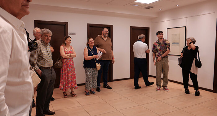 El Colegio Oficial de Médicos de Cuenca acoge la muestra de la Fundación Antonio Pérez “Desde un posible cielo. Estampas 1978-2024”