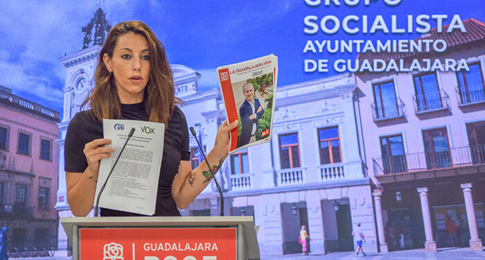 El PSOE asegura que el acuerdo de gobierno de Guarinos con Vox es una “farsa de dos años de mentiras, de desvalijar a los vecinos y vecinas y de vaguear” 1 El PSOE asegura que el acuerdo de gobierno de Guarinos con Vox es una “farsa de dos años de mentiras, de desvalijar a los vecinos y vecinas y de vaguear”