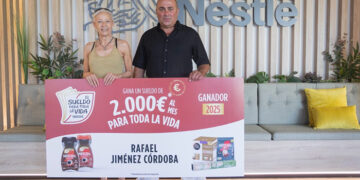 El “Sueldo para toda la vida” 2025 de Nescafé viaja por primera vez a Cuenca