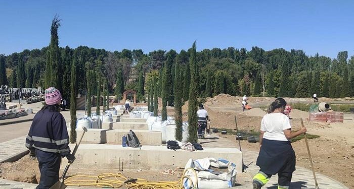 Este 1 de agosto se incorporan los primeros operarios al Plan de Empleo que permitirá la contratación de 100 personas en Guadalajara 1 Este 1 de agosto se incorporan los primeros operarios al Plan de Empleo que permitirá la contratación de 100 personas en Guadalajara