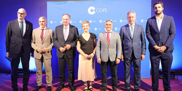Eurocaja Rural entrega el galardón al ‘Proyecto de divulgación gastronómica 2025’ en la VI edición de los Premios GastroCope