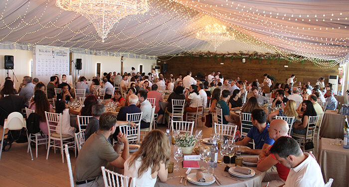 Guarinos reconoce el valor de los hosteleros como motor económico y de empleo y su compromiso con la calidad 1 Guarinos reconoce el valor de los hosteleros como motor económico y de empleo y su compromiso con la calidad