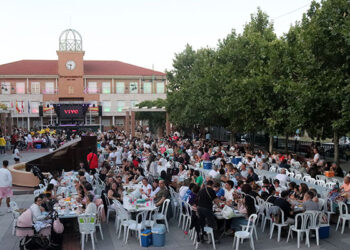 Hasta 1.500 raciones repartidas en el «Día de la Tortilla» en Cabanillas Hasta 1.500 raciones repartidas en el «Día de la Tortilla» en Cabanillas