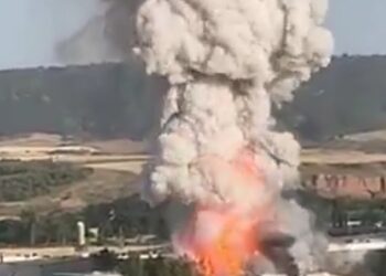 Un cambio en la dirección del viento motiva el envío de un segundo Es-Alert con recomendaciones a la población 2 Un cambio en la dirección del viento motiva el envío de un segundo Es-Alert con recomendaciones a la población