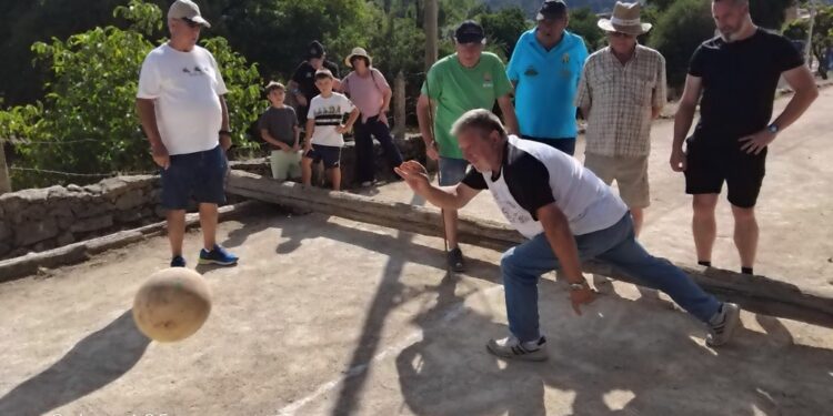 El equipo de bolos de Valdemoro se impone en Beamud y pone tierra de por medio con sus perseguidores 1 El equipo de bolos de Valdemoro se impone en Beamud y pone tierra de por medio con sus perseguidores