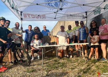 Jóvenes talentos sobre ruedas y brazadas solidarias: Yunquera celebra un fin de semana lleno de deporte e inclusión