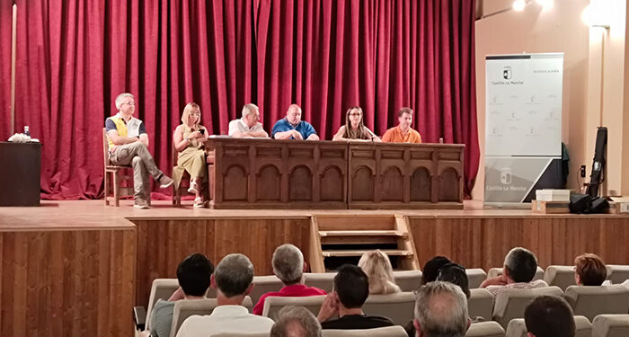 La Consejería de Agricultura, Ganadería y Desarrollo Rural formará a más de 1.000 productores para percibir la ayuda al girasol agroambiental