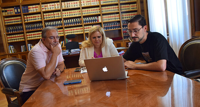 La Diputación de Cuenca rinde homenaje a la provincia con un desfile de moda y la exposición de trajes nupciales de Señorito Ortega