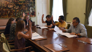 La Diputación de Guadalajara ayuda a los ganaderos a adquirir collares de “vallado virtual” para prevenir ataques de lobos
