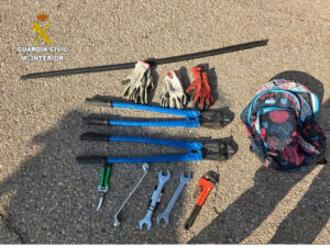 La Guardia Civil de Cuenca detiene a tres personas e investiga a otra por un robo de cobre en la CM-220