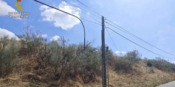 La Guardia Civil detiene en El Casar a dos personas por robo de cable del tendido telefónico
