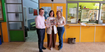La Junta entrega el juego ‘Mujeres Científicas’ a 32 institutos de la provincia de Cuenca para fomentar las vocaciones científicas en igualdad