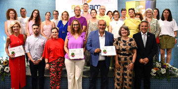 La Junta muestra su apoyo al Plan de Igualdad de Geacam que reconoce el trabajo de las mujeres y amplía sus derechos