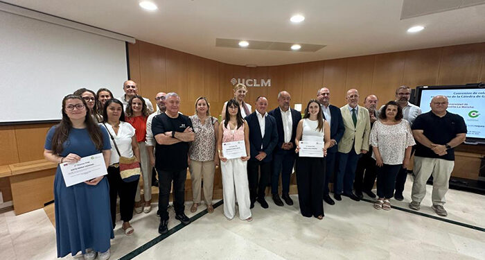 La Junta se reunirá con las OPAS y Cooperativas Agro-alimentarias el próximo jueves para analizar la propuesta de la PAC e iniciar el proceso que dé la vuelta a la situación 1 La Junta se reunirá con las OPAS y Cooperativas Agro-alimentarias el próximo jueves para analizar la propuesta de la PAC e iniciar el proceso que dé la vuelta a la situación