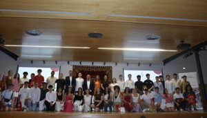 La UCLM y el Gobierno regional reconocen al alumnado con mejores resultados en la PAU y en las Olimpiadas del Conocimiento 2 La UCLM y el Gobierno regional reconocen al alumnado con mejores resultados en la PAU y en las Olimpiadas del Conocimiento