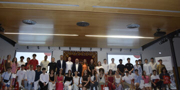 La UCLM y el Gobierno regional reconocen al alumnado con mejores resultados en la PAU y en las Olimpiadas del Conocimiento