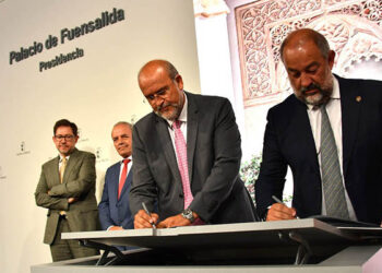 La UCLM y la Junta de Comunidades renuevan la Cátedra de Gobierno Abierto con más financiación y nuevas iniciativas