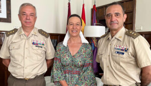 La alcaldesa de Guadalajara da la bienvenida al nuevo subdelegado de Defensa