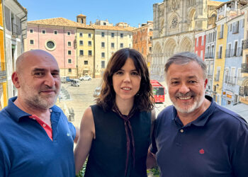 La ilustradora conquense Cristina Martínez Benita (EME Acuarelas) será la cartelista de la Feria y Fiestas de San Julián 2025
