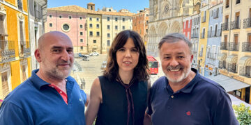 La ilustradora conquense Cristina Martínez Benita (EME Acuarelas) será la cartelista de la Feria y Fiestas de San Julián 2025