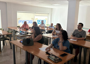 Los empresarios de Iniesta conocen los cambios que lleva aparejados la reducción de jornada