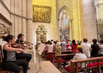 El Ayuntamiento de Cuenca cumple con el voto a Santa Ana en la Catedral en el día de su festividad