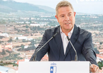Page visita las obras del nuevo campus de la Universidad de Alcalá en Guadalajara