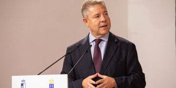 Page lamenta que se ponga en juego “el valor más sagrado de la izquierda, que es la igualdad” e invita a escuchar a Josep Borrell
