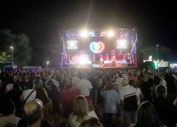 Última madrugada festiva en Cabanillas con «Platinum Fest» y «Orquesta Invictus»