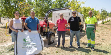 Vega del Henares impulsa la gestión sostenible de residuos vegetales con una biotrituradora eléctrica