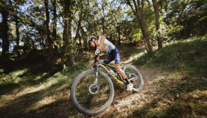 Youssef Issmaili o el ´Pogačar de La Alcarria’ también se corona en Peñalver y se distancia en la general del Circuito Provincial como maillot morado 2 Youssef Issmaili o el ´Pogačar de La Alcarria’ también se corona en Peñalver y se distancia en la general del Circuito Provincial como maillot morado