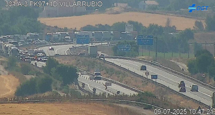 Una colisión múltiple en la A-3 a la altura de Saelices deja varios heridos y atrapados