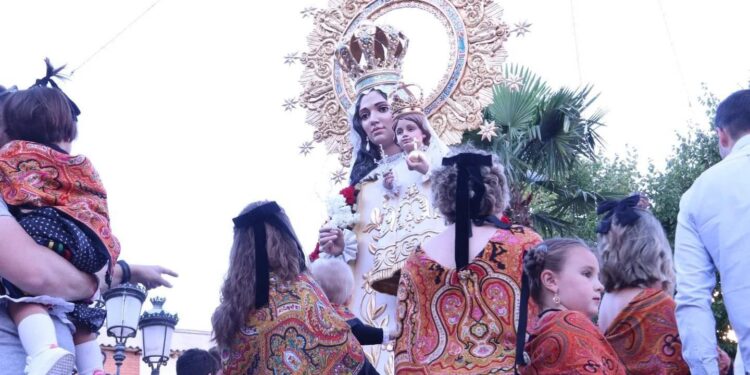 El Ayuntamiento y la Comisión de Festejos de Tarancón invitan a participar en la ofrenda a la patrona a las representantes juveniles del 2006 al 2016 1 483067887 945980861057206 8102243311611640982 n