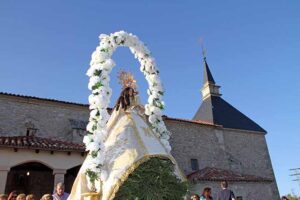 Agosto llega a Tamajón con cultura, historia, música y devoción por la Virgen de los Enebrales 2 Agosto llega a Tamajón con cultura, historia, música y devoción por la Virgen de los Enebrales