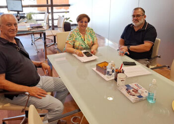 Castilla-La Mancha adapta el reconocimiento de familia numerosa con la inclusión de parejas de hecho y el impulso del carné digital