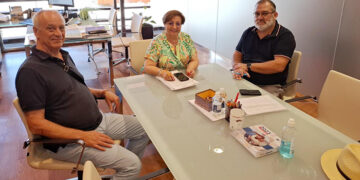 Castilla-La Mancha adapta el reconocimiento de familia numerosa con la inclusión de parejas de hecho y el impulso del carné digital