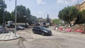 Cortes de tráfico este miércoles 20 de agosto y el jueves por los trabajos de asfaltado de la nueva rotonda de Hermanos Becerril 2 Cortes de tráfico este miércoles 20 de agosto y el jueves por los trabajos de asfaltado de la nueva rotonda de Hermanos Becerril