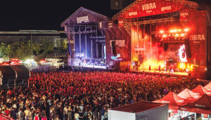 Crystal Fighters, La La Love You y Alice Wonder iluminan todo el Festival Gigante 2 Crystal Fighters, La La Love You y Alice Wonder iluminan todo el Festival Gigante