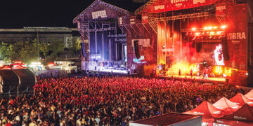 Crystal Fighters, La La Love You y Alice Wonder iluminan todo el Festival Gigante