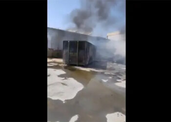 Dos hombres heridos en el incendio de una granja de gallinas en Motilla del Palancar