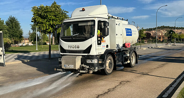 El Ayuntamiento de Cuenca continúa la Campaña de Limpieza Intensiva en los barrios de Pozo de las Nieves y La Paz