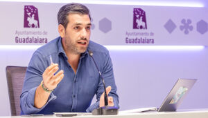 El Ayuntamiento de Guadalajara refuerza la recogida de residuos textiles y aceite usado con nuevos contenedores y campaña informativa 2 El Ayuntamiento de Guadalajara refuerza la recogida de residuos textiles y aceite usado con nuevos contenedores y campaña informativa